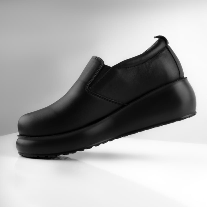 عکس کفش طبی زنانه مدل رم