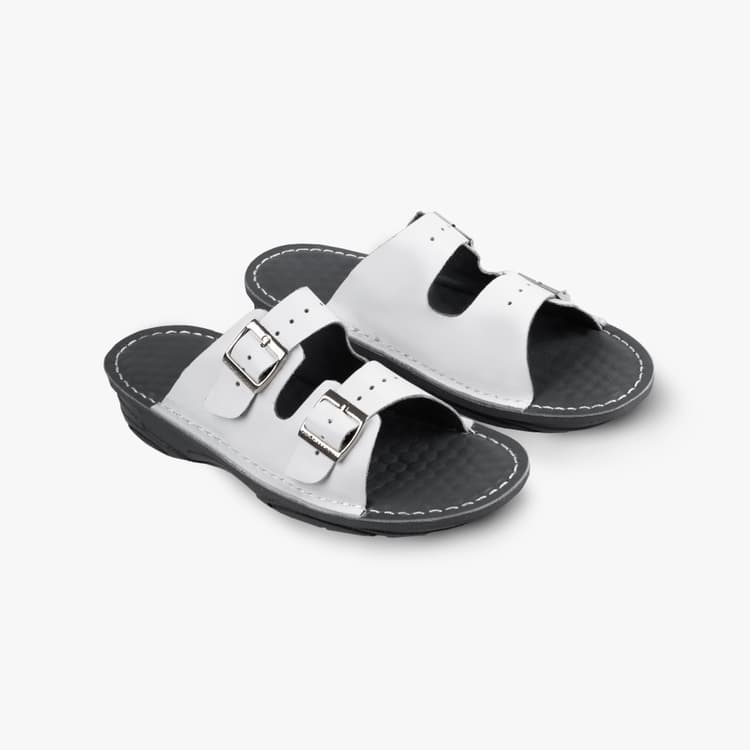 عکس صندل طبی مردانه مدل ایبیزا